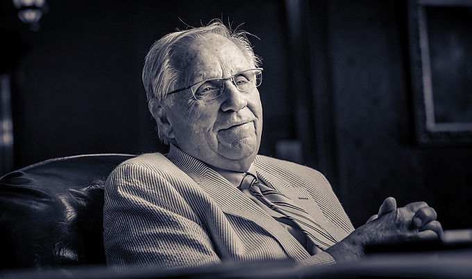 Arnie Carlson